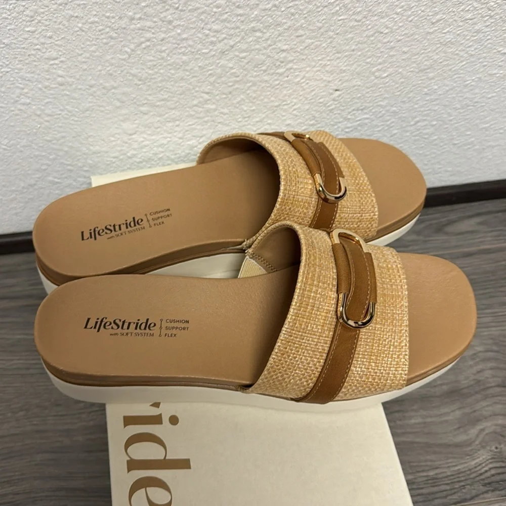 LifeStride Genevieve Flat Sandal